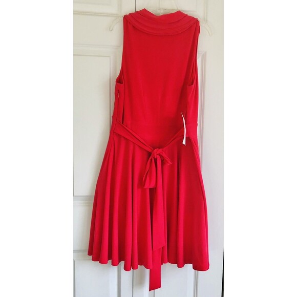 TAYLOR DRESS WOMENS SIZE 10 RED A LINE SLEEVELESS RUFFLE CHEST NEW W/DEFECT - Picture 4 of 12